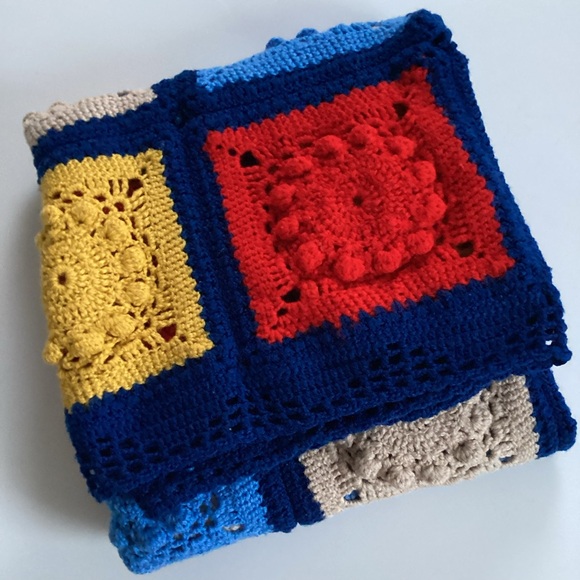 Stunning homemade knit afghan (#3D07) - Picture 3 of 4